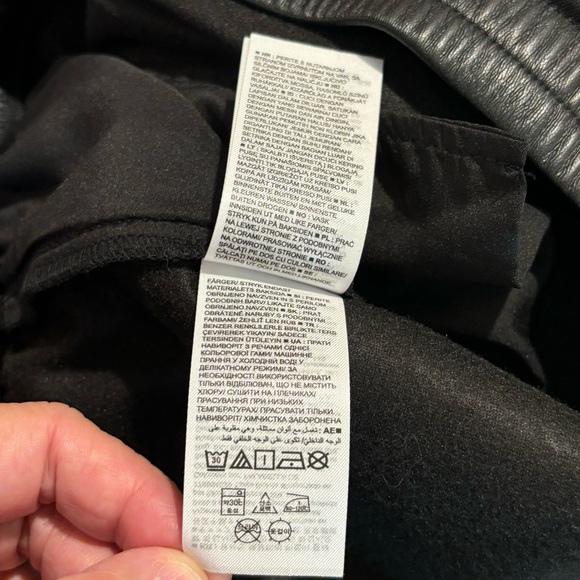 GAP Sz M Easy Pant Faux Leather Straight Leg Cargo Style Elastic Waist NEW - Picture 12 of 13